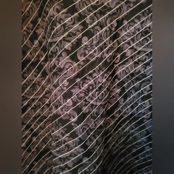 ARTISAN reversible quilted TIE DYE boho open front vest with western hippy vibe - Picture 3 of 7